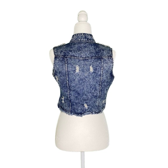 Embellished Denim Vest with Beaded Shoulder Detail · Size S/M - Picture 2 of 3